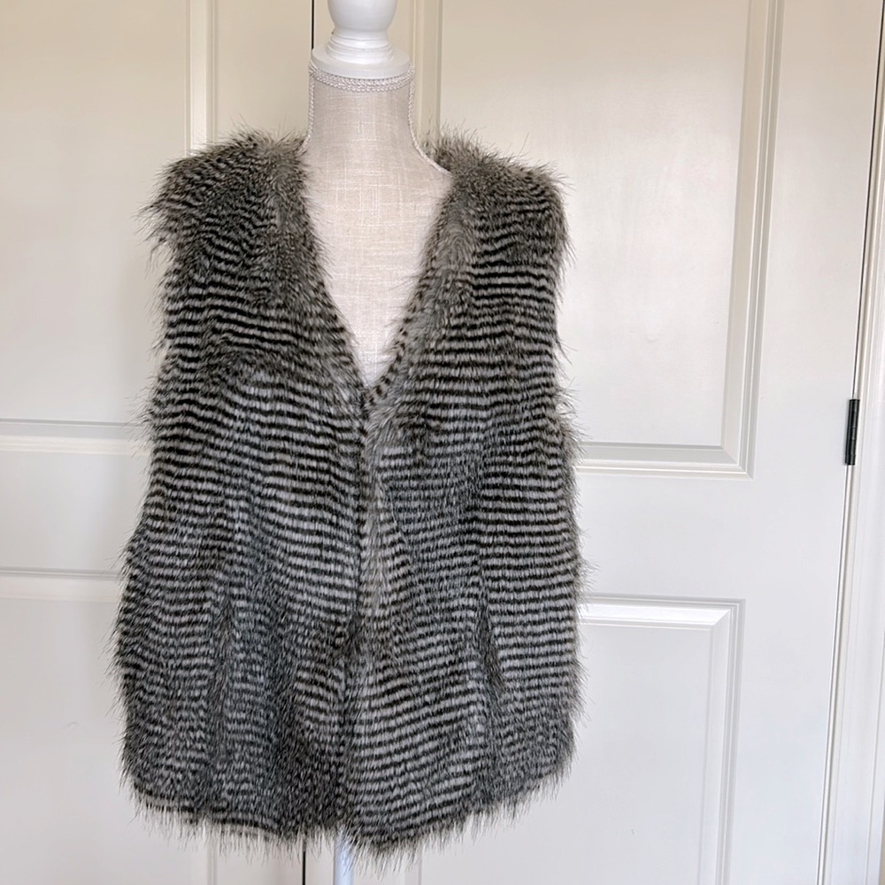 DKNY Faux Fur Vest Medium